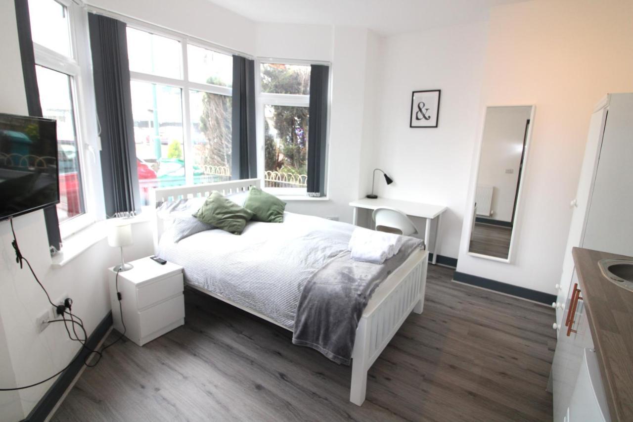 Newly Refurbished Studio, Great Location 8 Studios Nottingham Exteriör bild