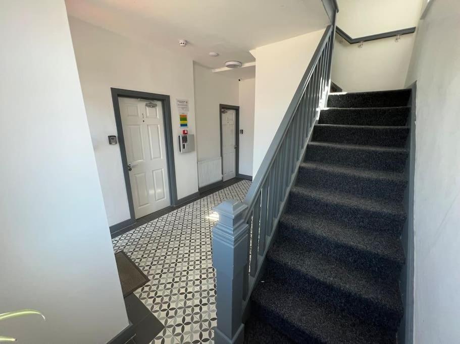 Newly Refurbished Studio, Great Location 8 Studios Nottingham Exteriör bild