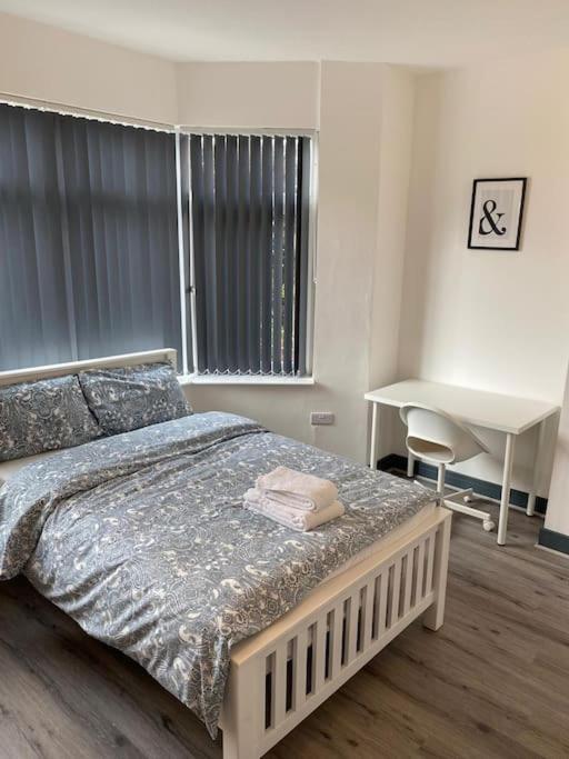 Newly Refurbished Studio, Great Location 8 Studios Nottingham Exteriör bild
