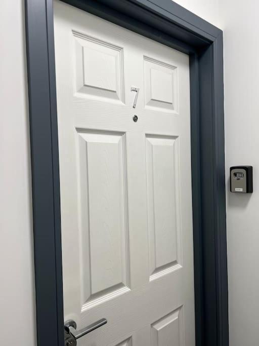 Newly Refurbished Studio, Great Location 8 Studios Nottingham Exteriör bild