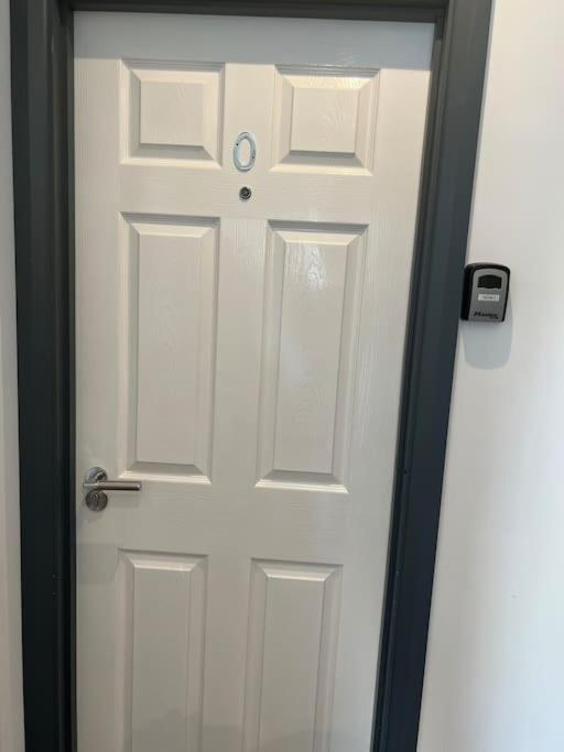 Newly Refurbished Studio, Great Location 8 Studios Nottingham Exteriör bild