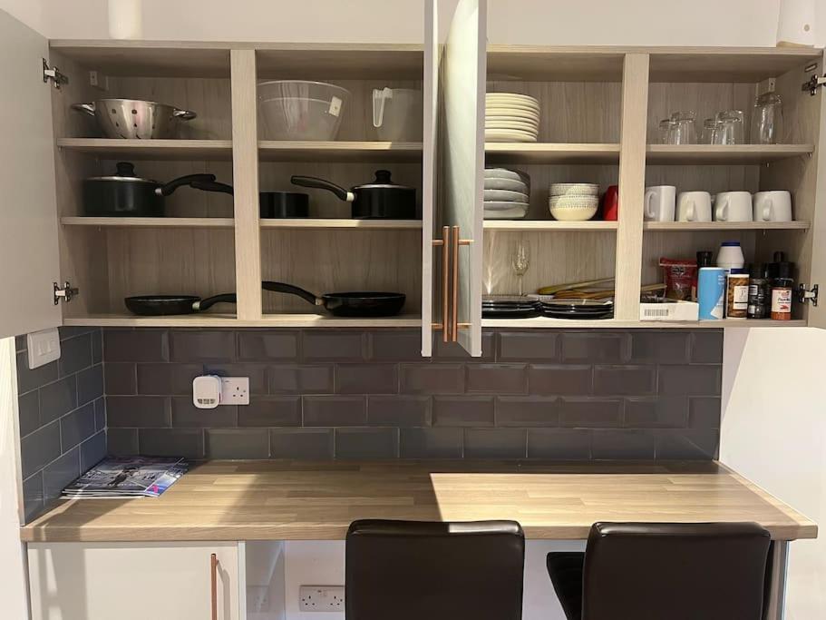 Newly Refurbished Studio, Great Location 8 Studios Nottingham Exteriör bild